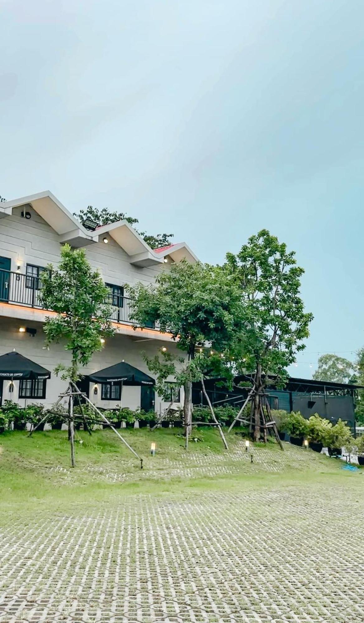 Macchiato Resort Savannakhet Opposite Thai Embassy Exterior foto